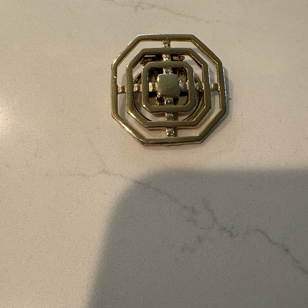 Vintage Gold Scarf Brooch clip 1-1/2”